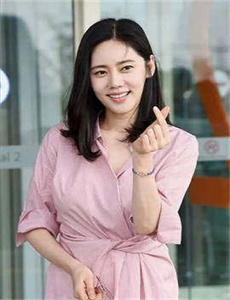 翘臀美女xx00后进式在阳台图-hlxjr